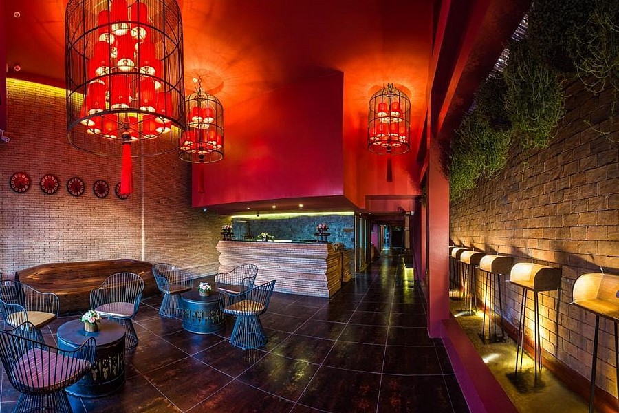 Reception & Lobby
